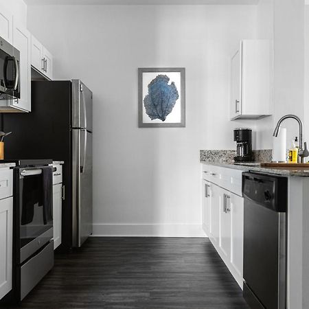 Blackswan - Rosemary Sq - Bohemian Loft With Balcony Уест Палм Бийч Екстериор снимка